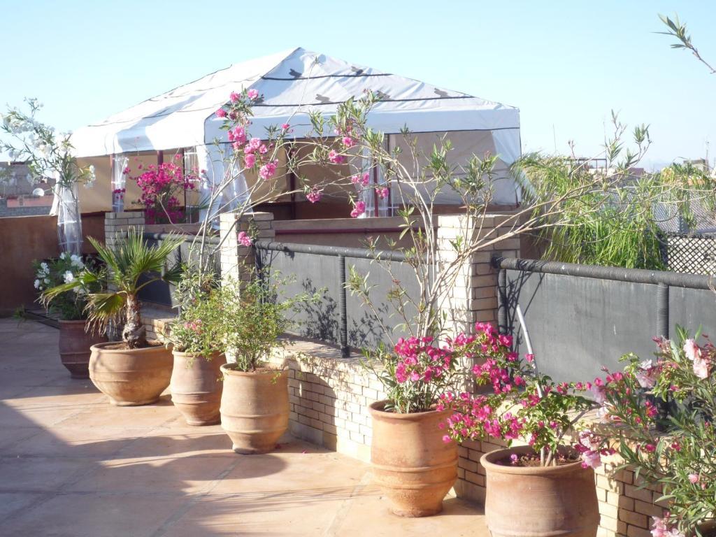 Riad Azenzer Marrakesh Bagian luar foto